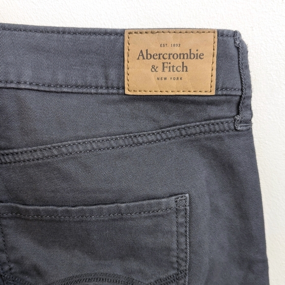 Abercrombie & Fitch Neutral Skinny Jeggings Jeans - Picture 2 of 4
